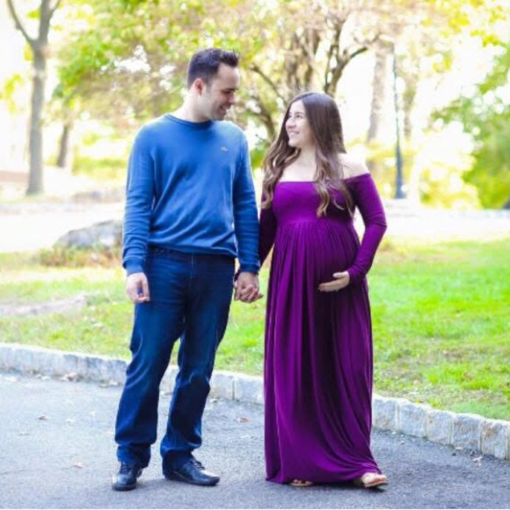 Maternity dress for photoshoot